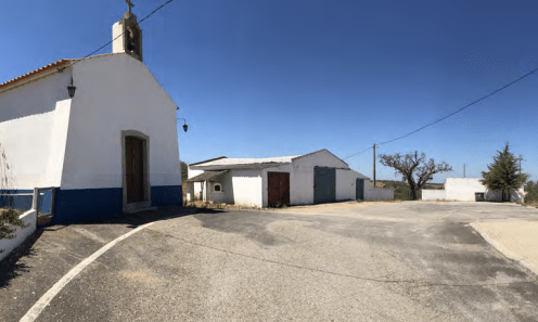 Adro da Igreja de Nossa Senhora de Fátima (Malarranha)