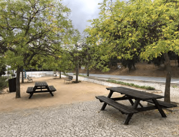 Largo do Centro Comunitário de São Sebastião da Giesteira