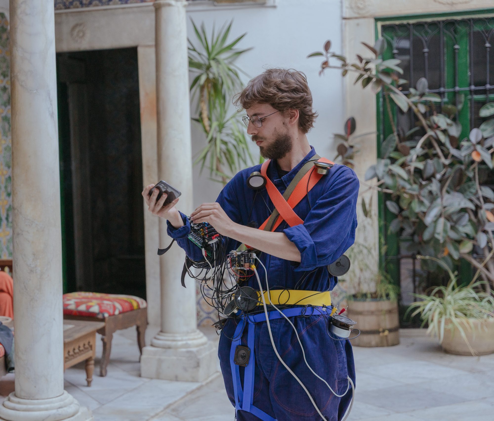 Pedro Latas (compositor, performer, creative coder)